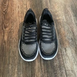APL Techloom Tracer Sneakers 0918XC